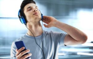 Escucha sin límites: la revolución de las apps de radio