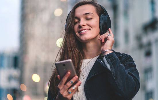 Cómo Descargar Música para Escuchar Sin Wi-Fi